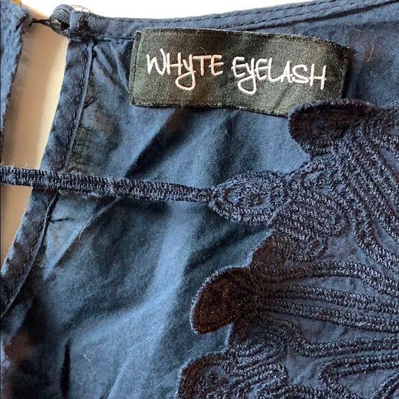 Beautiful blue “Whyte Eyelash” dress size M - Picture 2 of 16